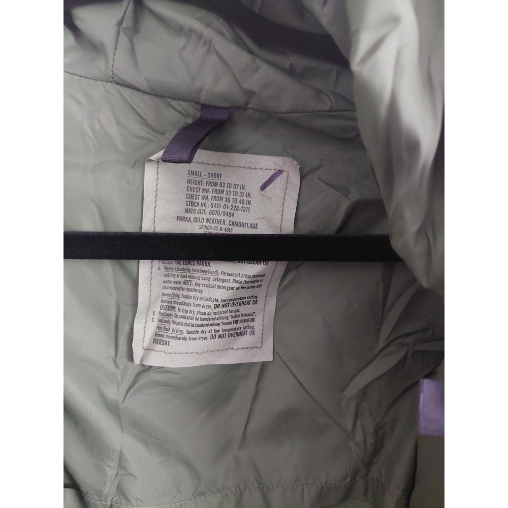 US Military Parka Jacket Men Cold Weather Field Coat Small - Picture 2 of 3